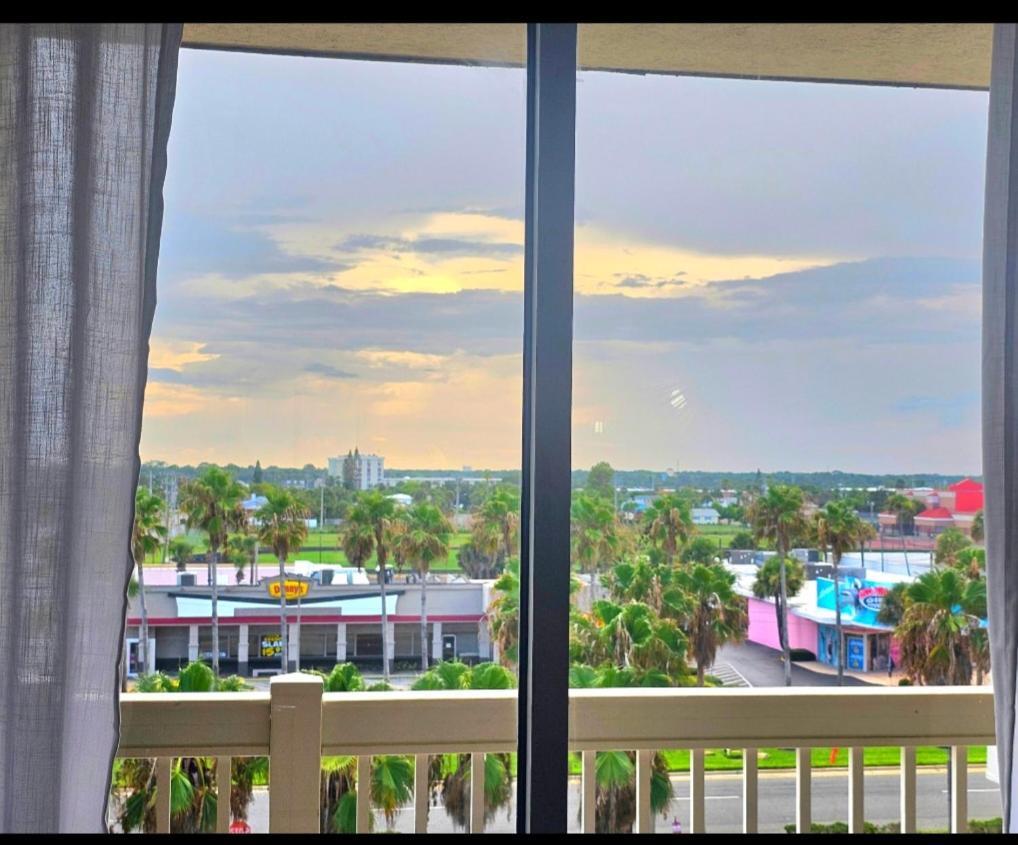 دايتونا بيتش Stay On The Beach! Wonderful Location! المظهر الخارجي الصورة
